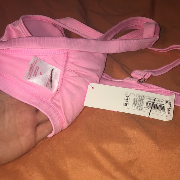 light pink swimsuit top - Picture 2 of 2